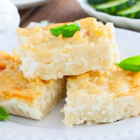 Запіканка з макаронів з сиром та яйцями