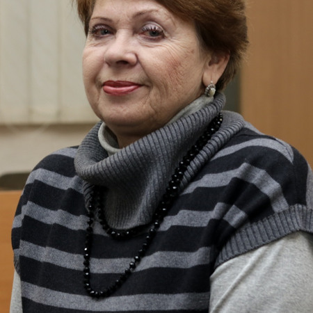 Елена Езерская