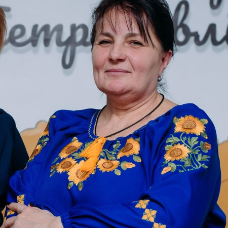 Зоя Корнєва, волонтерка з Петропавлівки