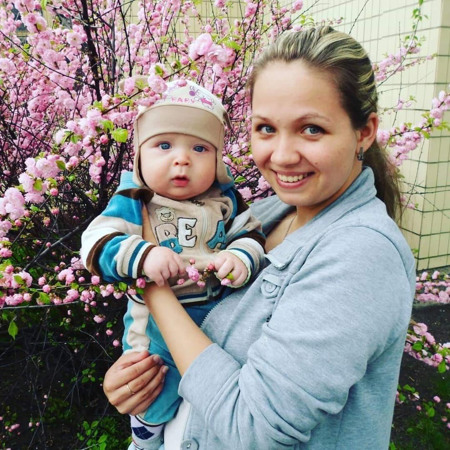 Олена Бондарєва,  с. Хороше