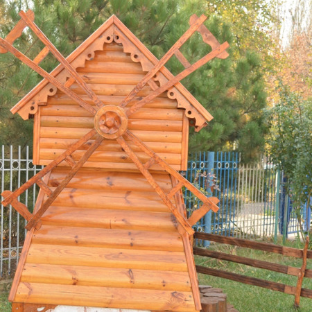 Українське подвір’я