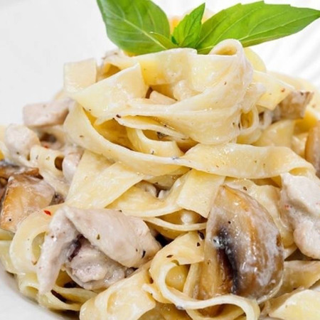 Улюблена паста з грибами та філе від Інни Васильєвої, косметолога