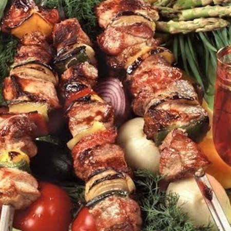 Шашлик із яловичини з червоним вином