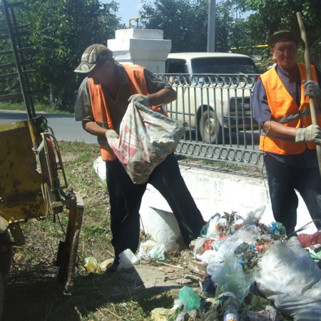Підкорювачі сміттєвих бур 🚮