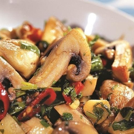 Салат З Грибів З Огірками І Зеленню