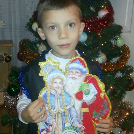 Артем  Коломєйцев  7 років,   смт Петропавлівка