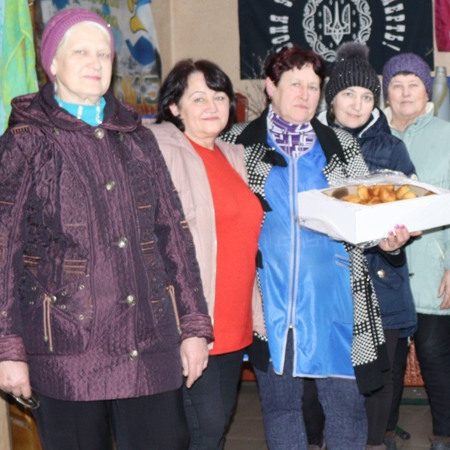 Буличкова Вікторія, Сайгак Наталя, Підгородня Тамара, Шуменко Надія: «На перемогу напечемо переможні пиріжки»
