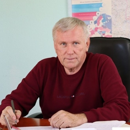 Вітаю з Великоднем земляків та аграріїв ТОВ «Авангард»!