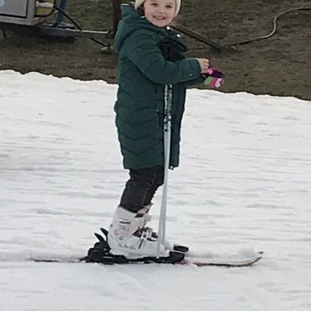 Аня  Смірнова, 6 років,  смт Петропавлівка