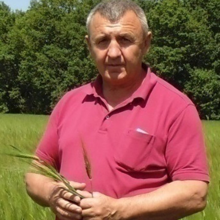 Любі жителі громад і аграрії СФГ «У Петровича»!