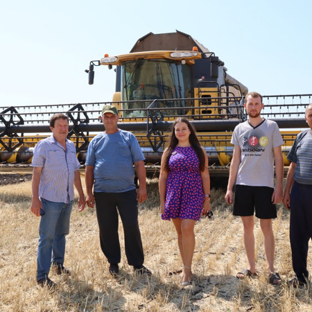 Шановні друзі, колеги, працівники ФГ «Олімп»!