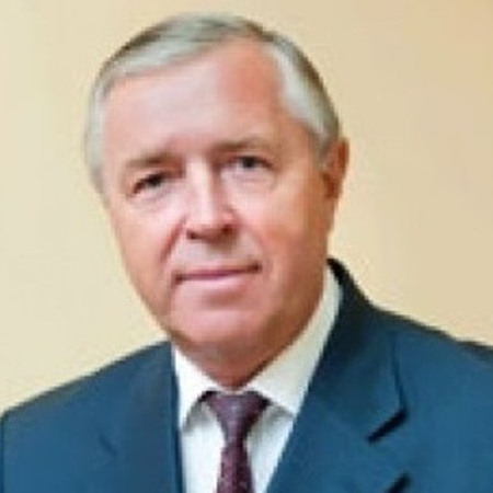 Василь Моцний , керівник ТДВ "Колос"