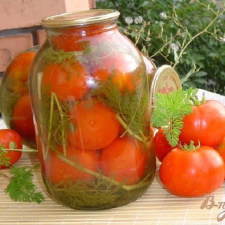 Помідори з морквинням