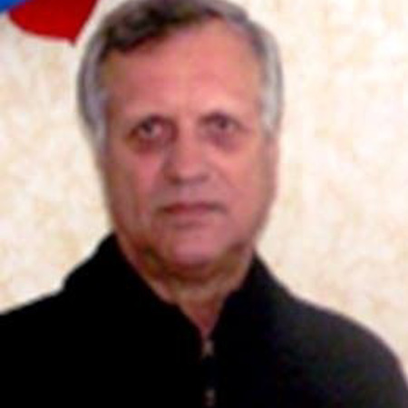 Олег Скалозуб 