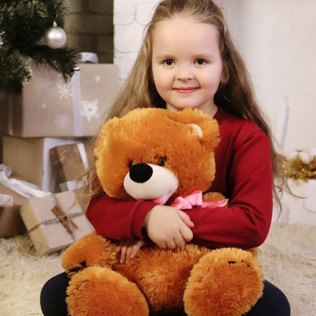 Анастасiя Лисанська, 6 рокiв,  смт Петропавлівка