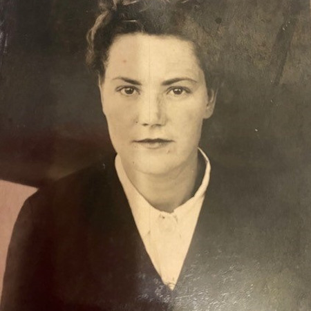 Корнієнко (Дорошенко) Ганна Іванівна