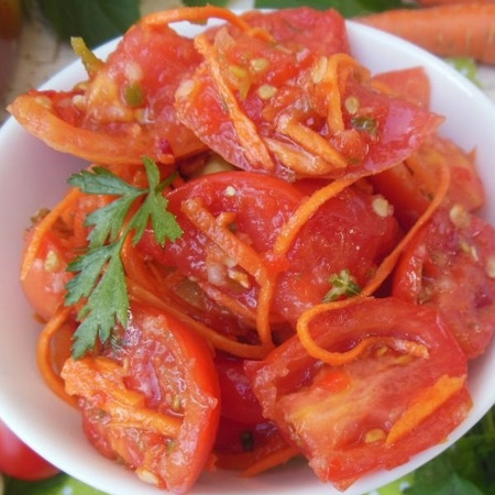 Закуска з помідорів по-корейськи