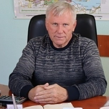 Дорогі односельці та працівники ТОВ «Авангард»!