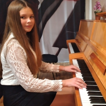 Катерина Крамаренко, 7 клас фортепіано