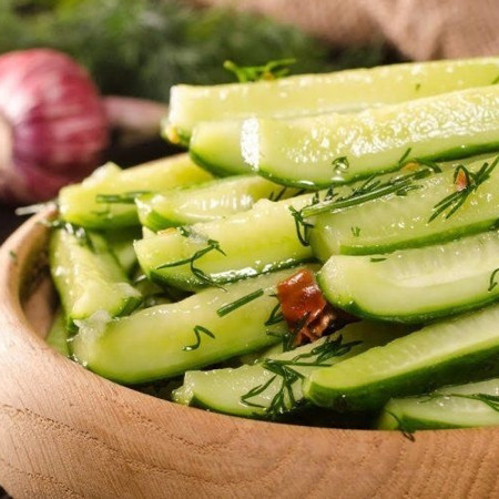 Малосольні огірки в пакеті