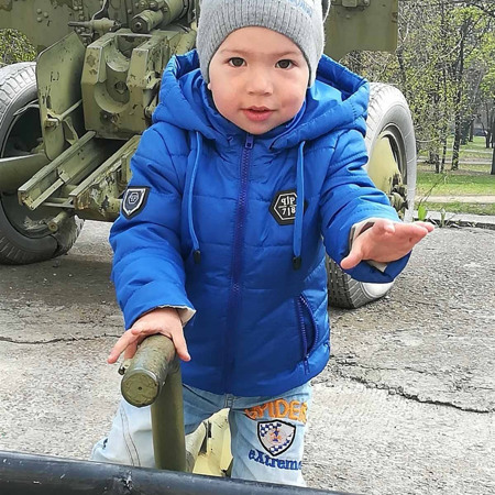 Максим Крайній, 3 роки,  смт Петропавлівка