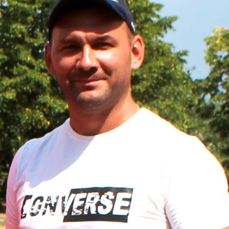 Олександр Гармаш, с. Петрівка,  тренер футбольної команди «Олімпік»