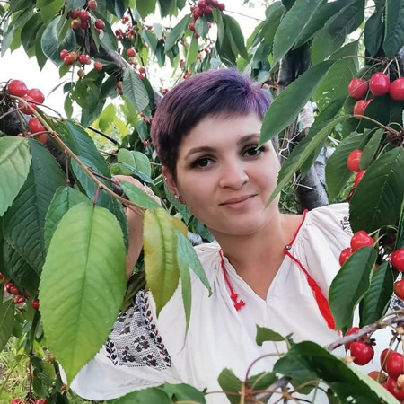 Марина Ряполова, бібліотекарка