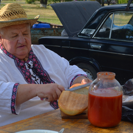 Долготьорівські юшки: для себе, для друзів та для шоу 