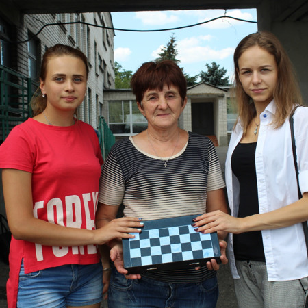 Ольга Стряпкова, с. Хороше, чемпіонка змагань по шахах