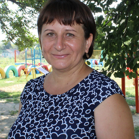 Олена Іванченко, вихователь 