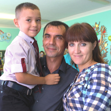 Савенко Микола та Наталя з сином Марком 