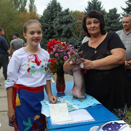 Любов Гончарова, господиня кота сфінкса Адама