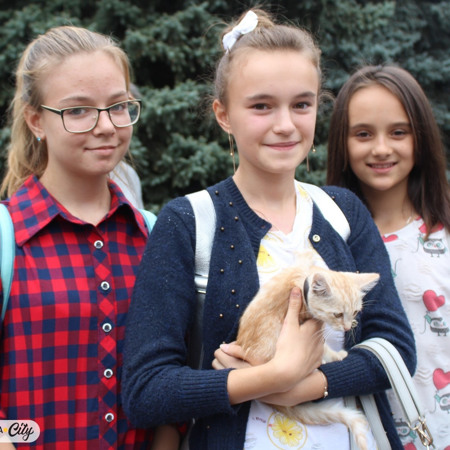 Ярослава Соловйова, учениця 7б класу   