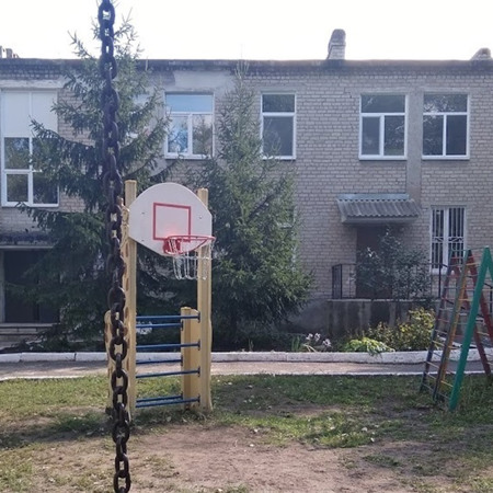 Ремонтуємо дитсадки у Волновасі