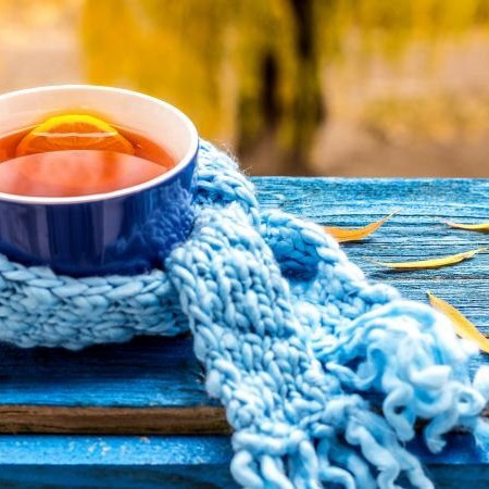 Теплий чай з медом і лимоном