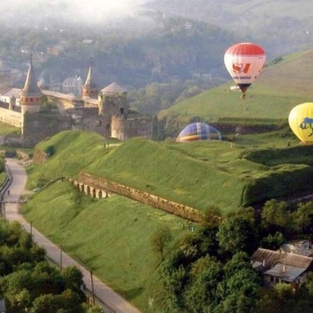 Кам'янецьк-Подольський. Фестиваль повітряних куль 