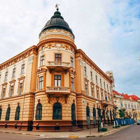 Національний музей народного мистецтва Гуцульщини і Покуття