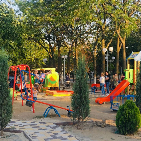 Детская площадка у «Дворика»