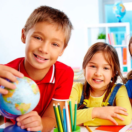 Вивчення мов у English Club 