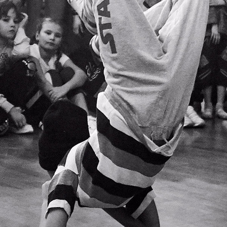 Секція з брейк-дансу Keep Moving Crew