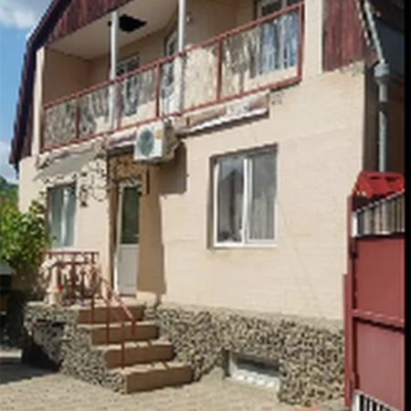 Дом возле стадиона за 150 000 $