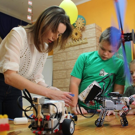 Детская научно-техническая студия «Лаборатория наук»  