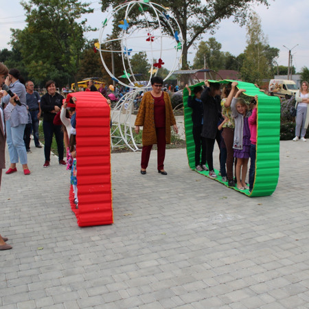 Змагалися командами за призи Будинку школярів