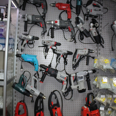 Електроінструменти – незамінний помічник майстра 