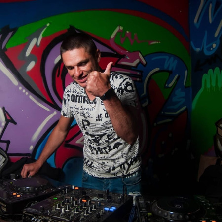 Нічний клуб 