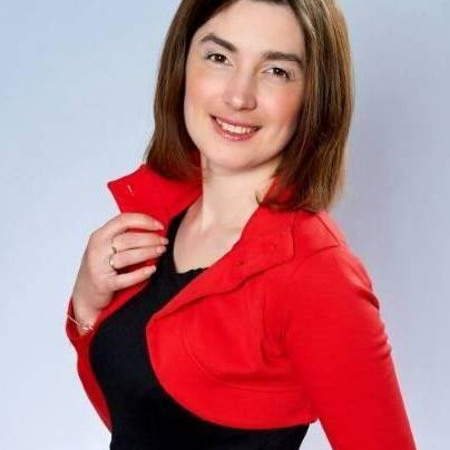 Юлія Іващенко