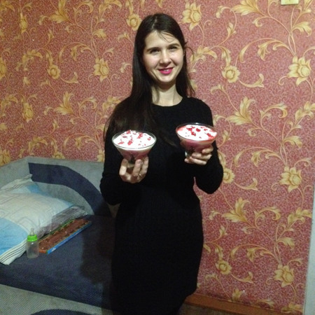 Вишні під снігом від Алли Костенко