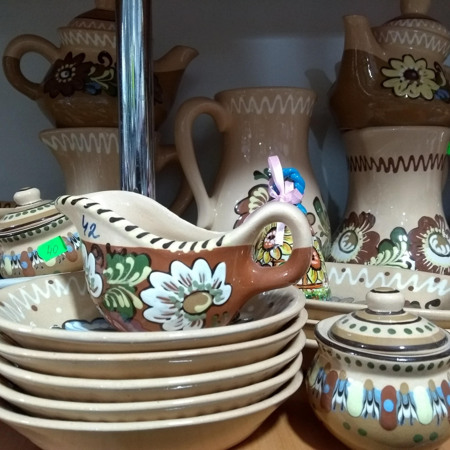 Горщики та інші цікаві ємності