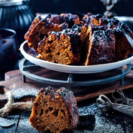 Горіхово-сливовий кекс