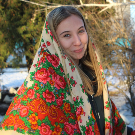 Олена Новак